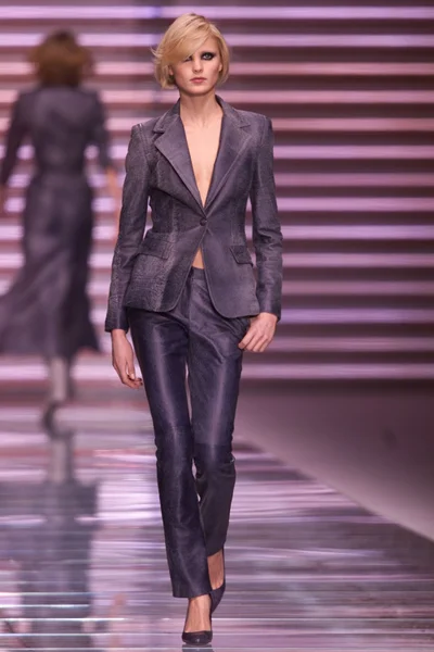 Look 9